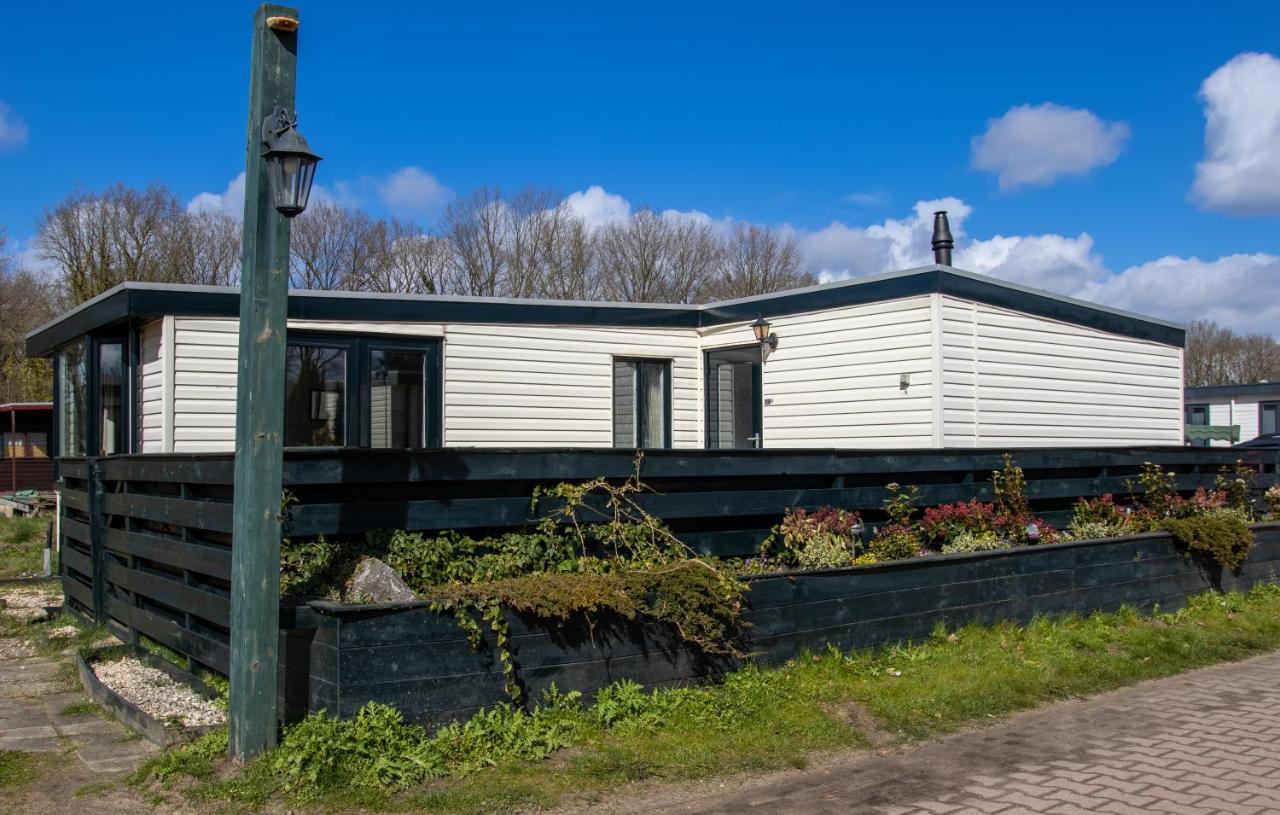 Отель Luxe Chalet Strubben-Kniphorstbos Anloo Экстерьер фото